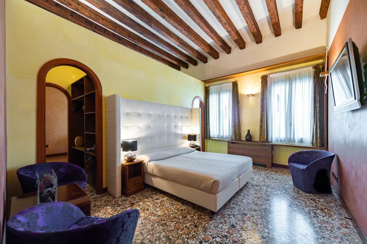 Abbazia De Luxe 3* Venice