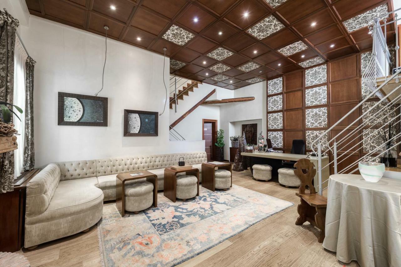 Abbazia De Luxe Bed & Breakfast 3*
